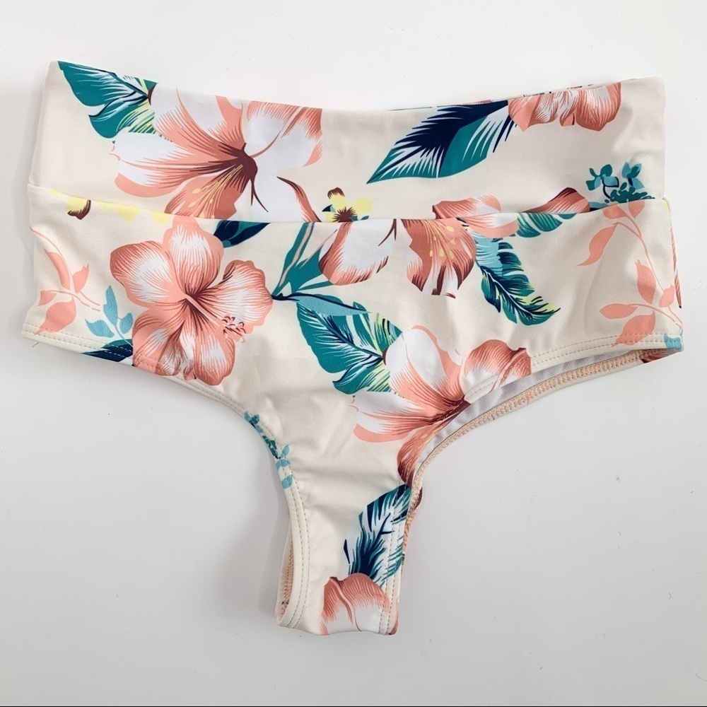 🦩2/$25 ZAFUL / High Waisted Floral Bikini Bottoms